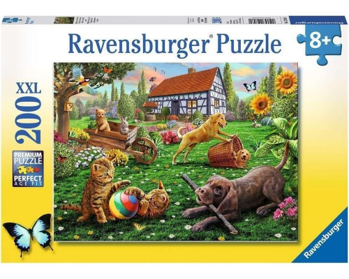 Ravensburger Playing In The Yard (200)