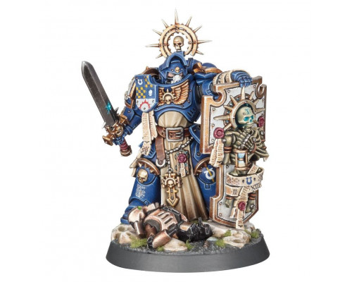 Warhammer 40,000 Captain with Relic Shield