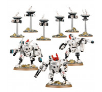 Warhammer 40,000: T'au Empire Xv8 Crisis Battlesuits